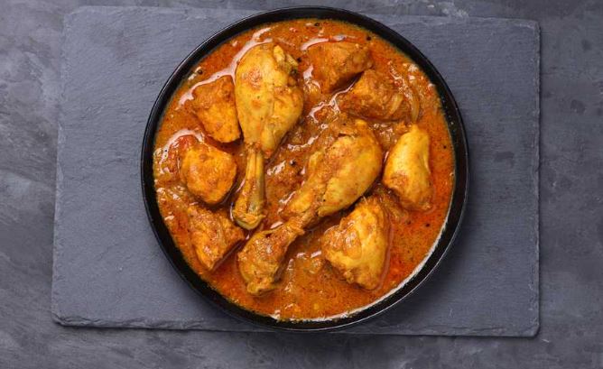 this image shows Chicken curry